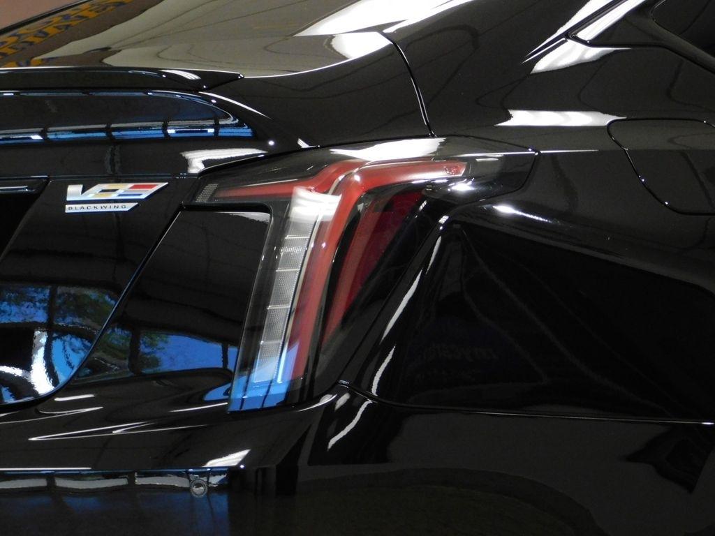 Cadillac CT5-V Blackwing Base 2025
