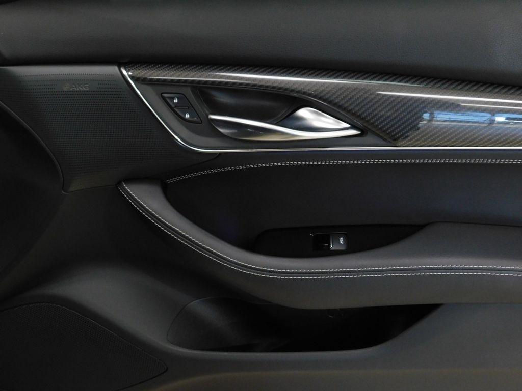Cadillac CT5-V Blackwing Base 2025