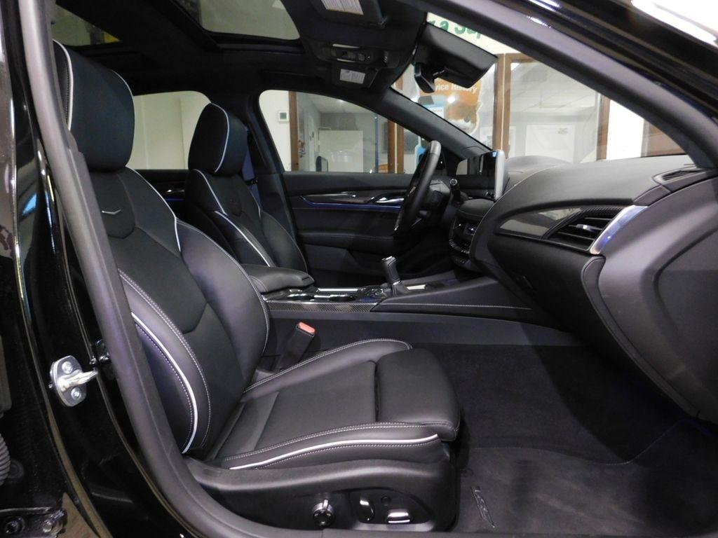 Cadillac CT5-V Blackwing Base 2025