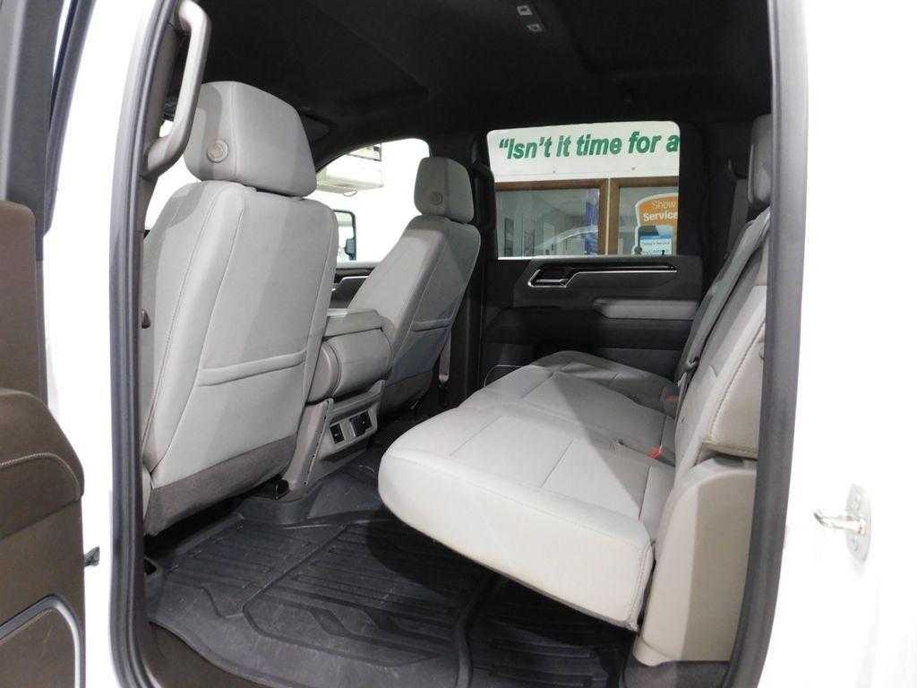 GMC Sierra 2500HD SLE Crew Cab 4WD 2024