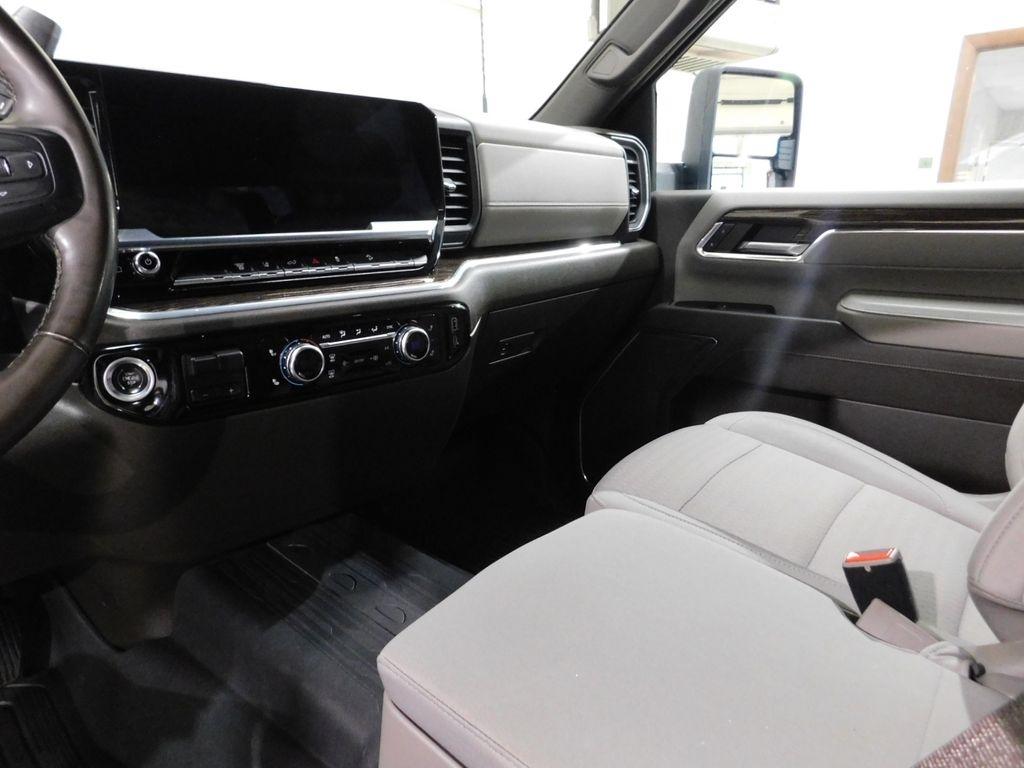 GMC Sierra 2500HD SLE Crew Cab 4WD 2024