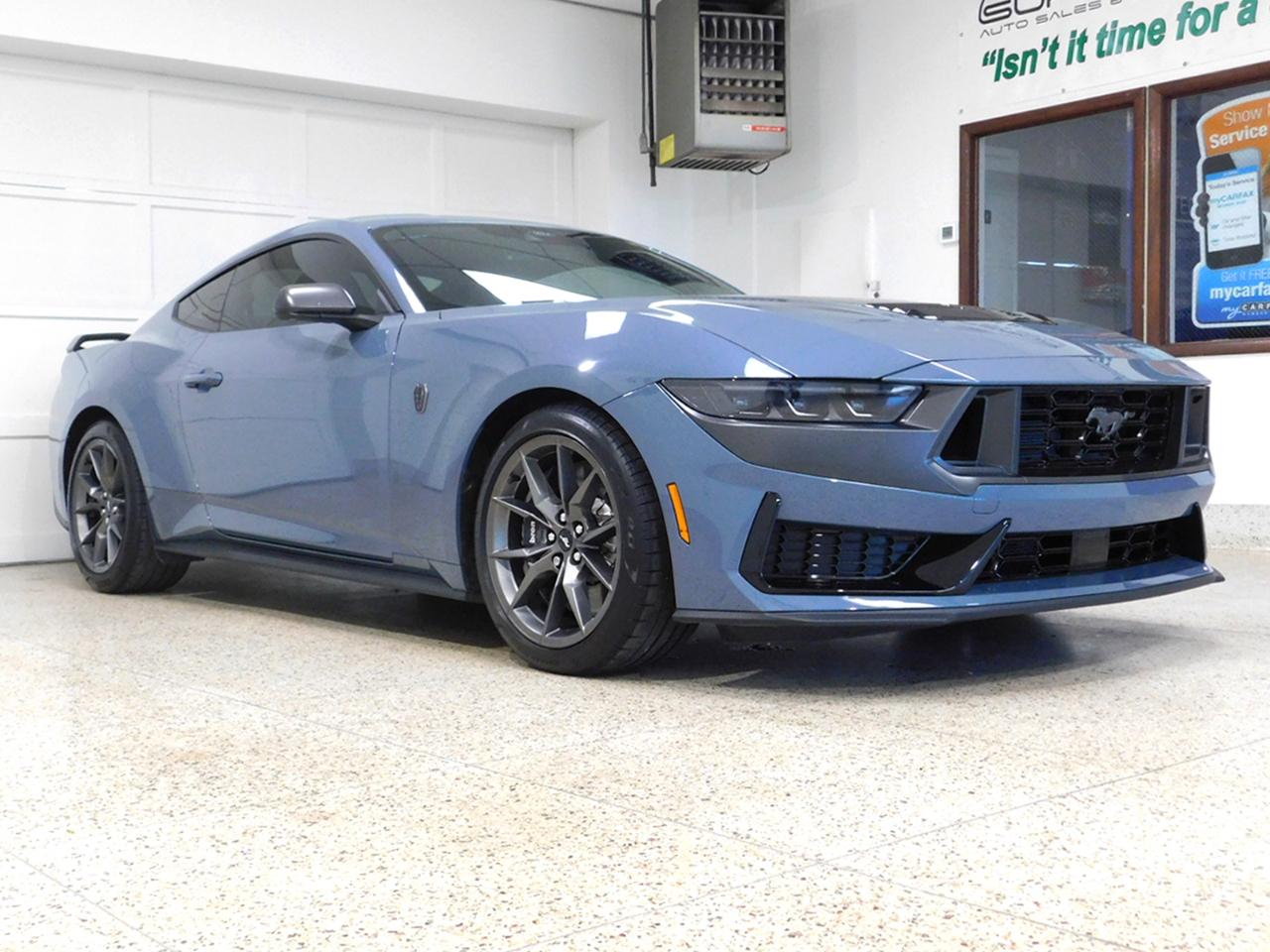Ford Mustang Dark Horse 2024