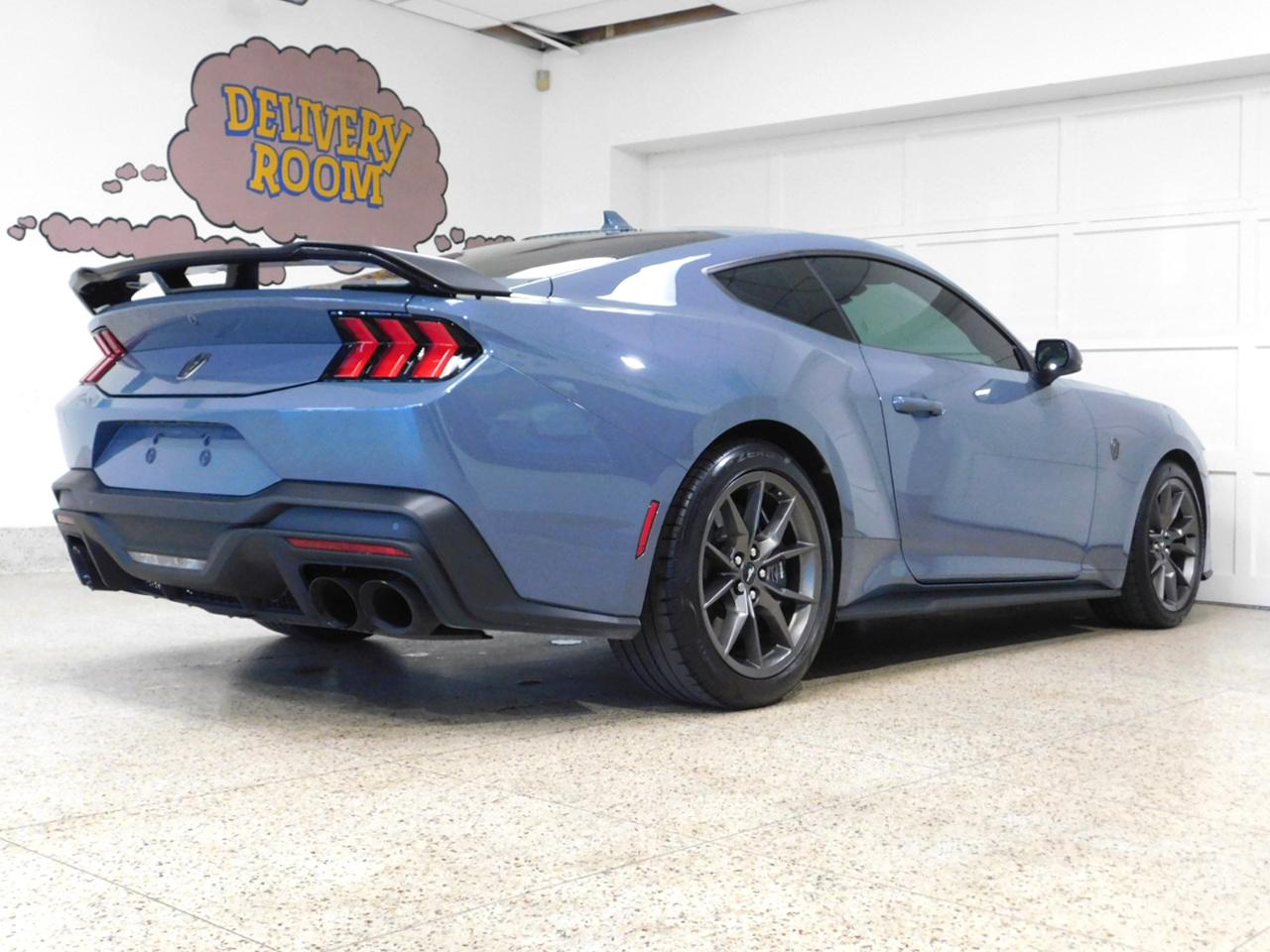 Ford Mustang Dark Horse 2024