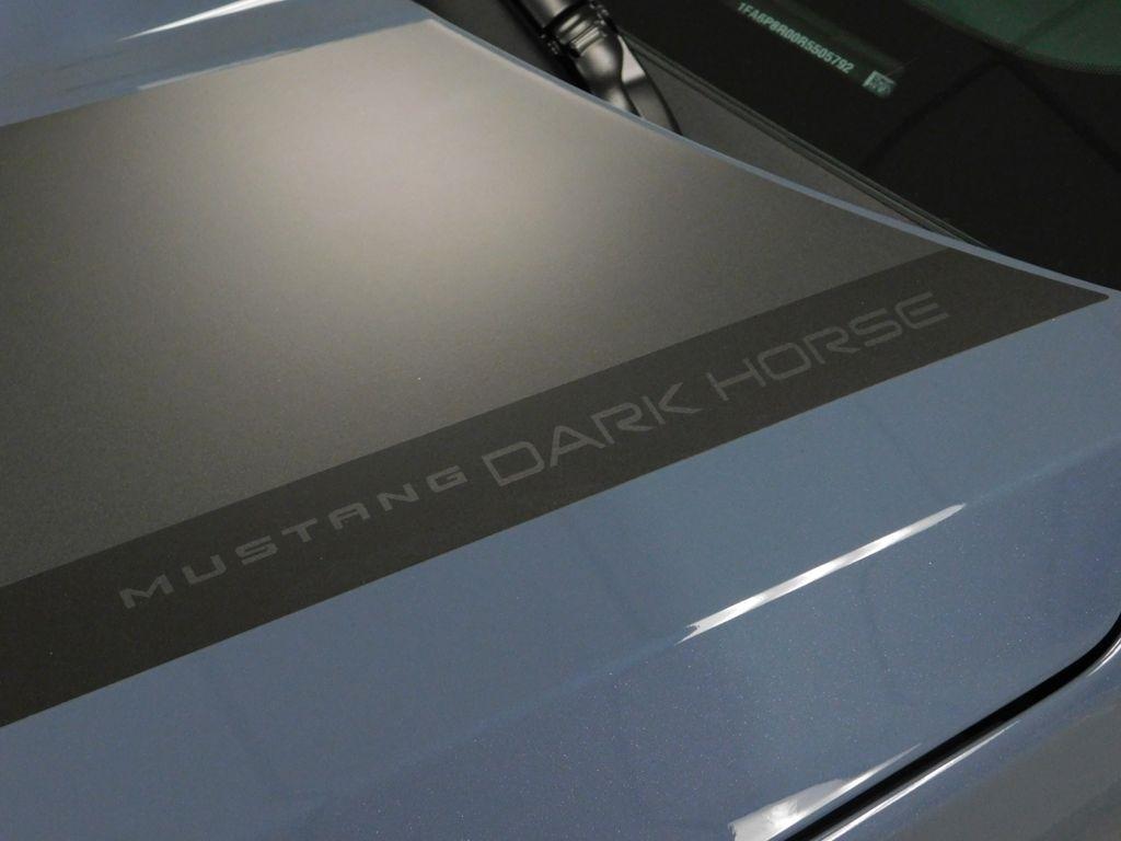 Ford Mustang Dark Horse 2024