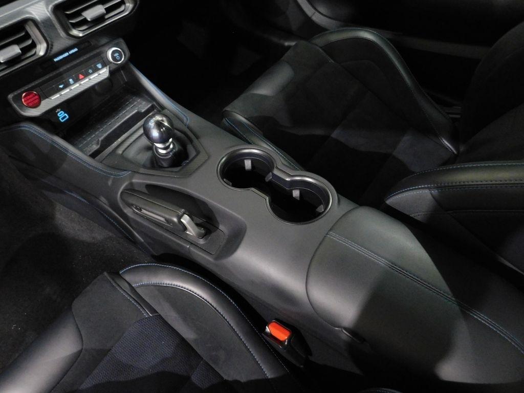 Ford Mustang Dark Horse 2024