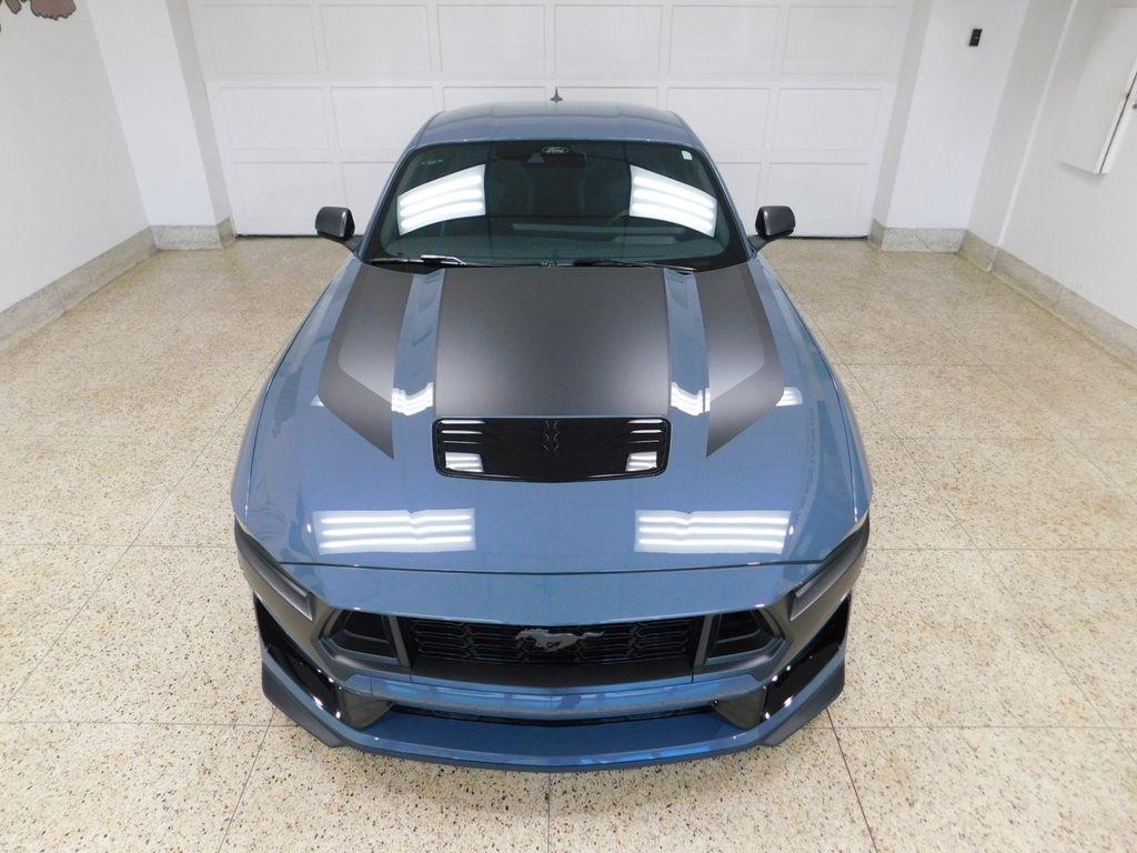Ford Mustang Dark Horse 2024