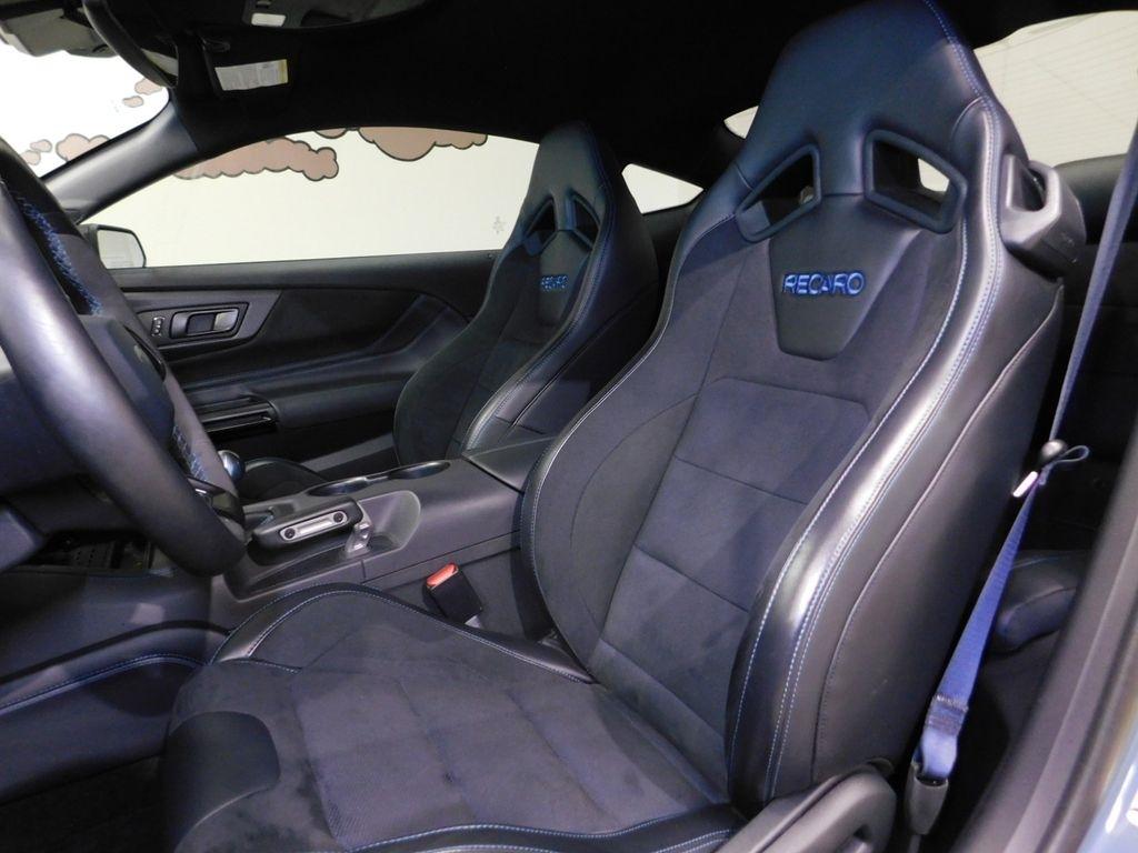 Ford Mustang Dark Horse 2024