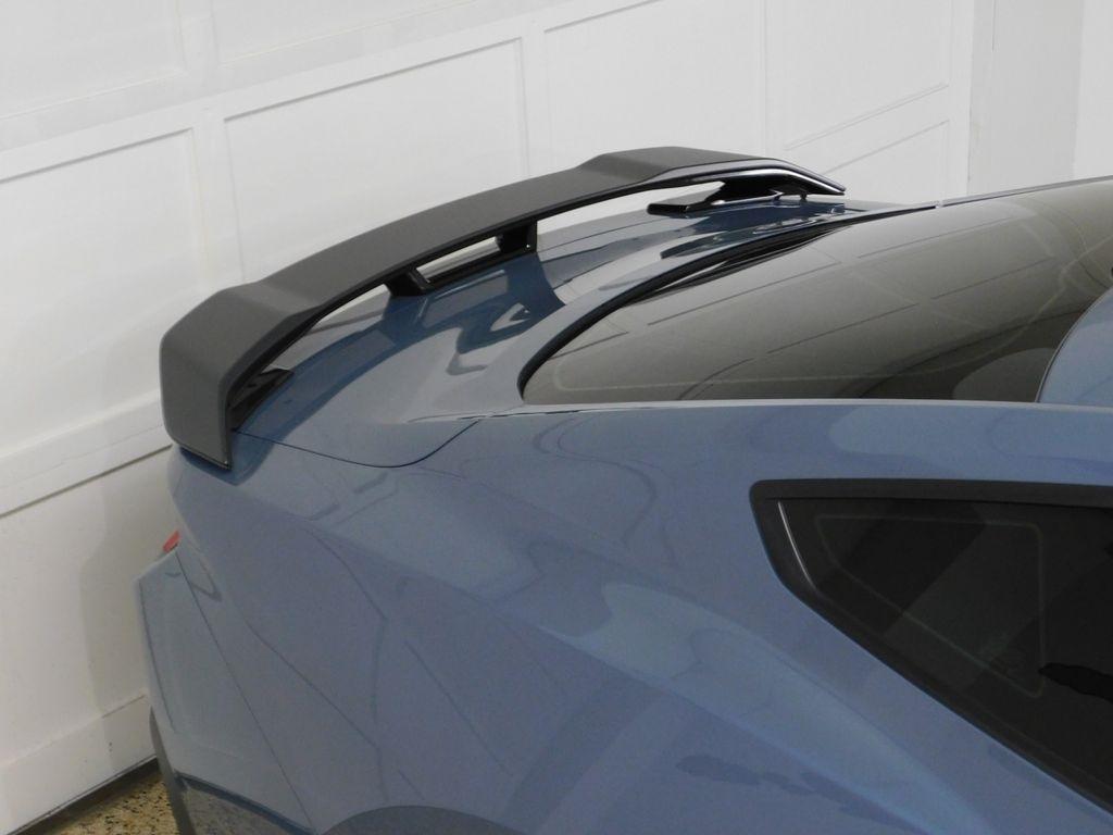 Ford Mustang Dark Horse 2024
