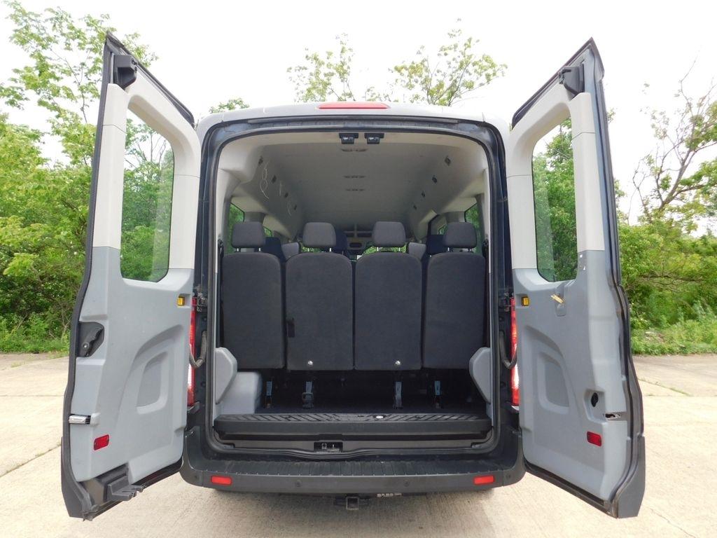 Ford Transit 350 Wagon Med. Roof XLT w/Sliding Pass. 148-in. WB 2017