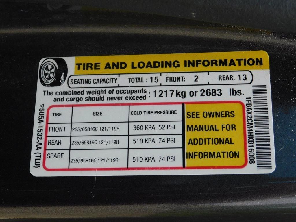 Ford Transit 350 Wagon Med. Roof XLT w/Sliding Pass. 148-in. WB 2017