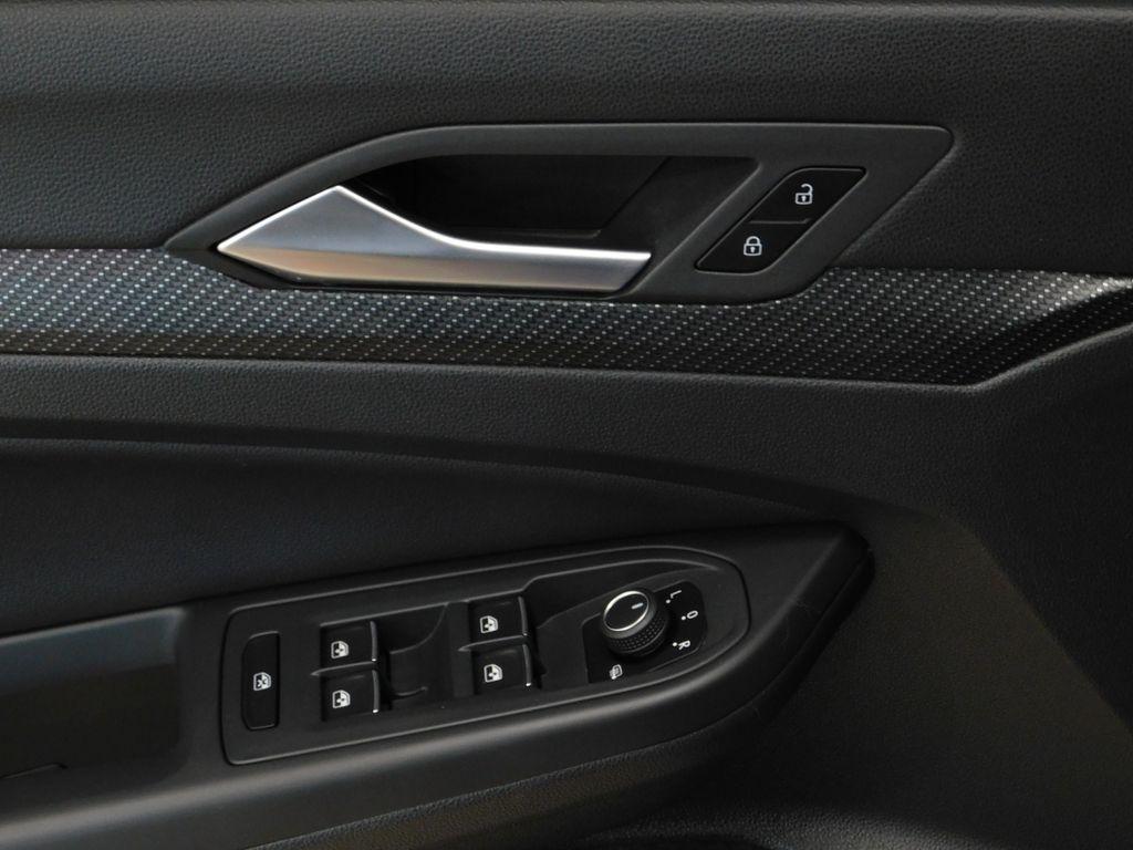 Volkswagen Golf R Base 2024