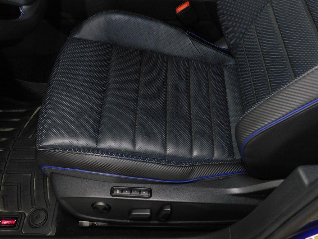 Volkswagen Golf R Base 2024