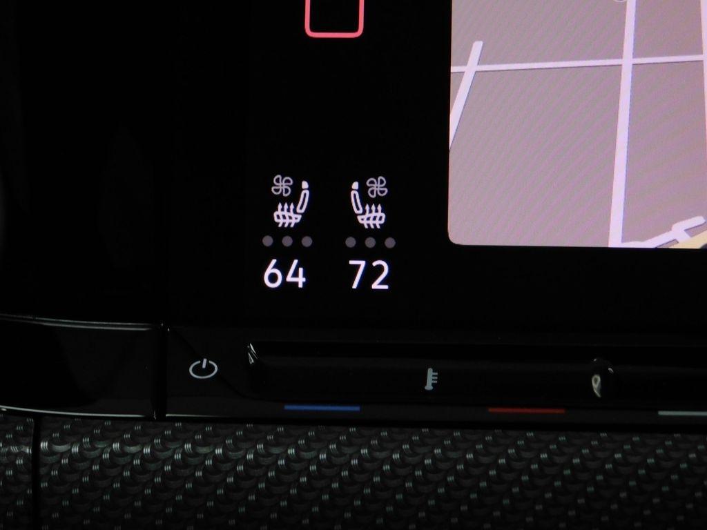Volkswagen Golf R Base 2024