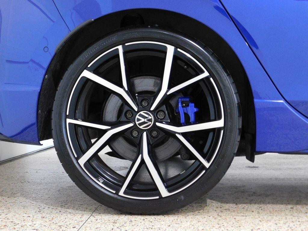 Volkswagen Golf R Base 2024