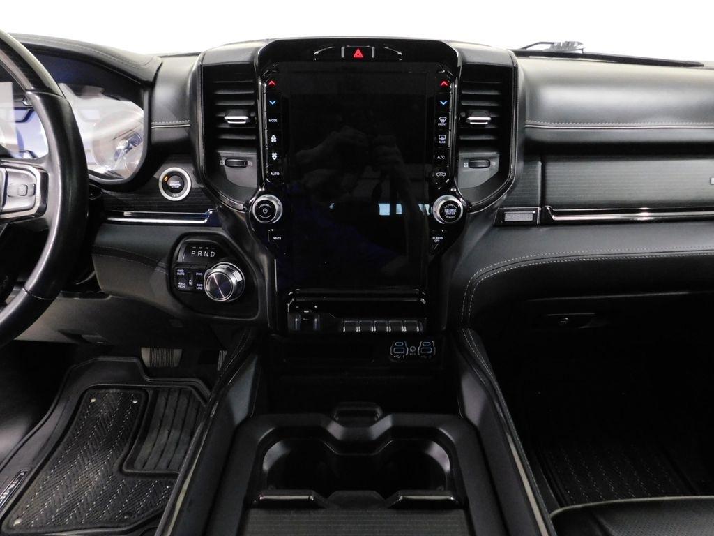 RAM 1500 Limited Crew Cab SWB 4WD 2022