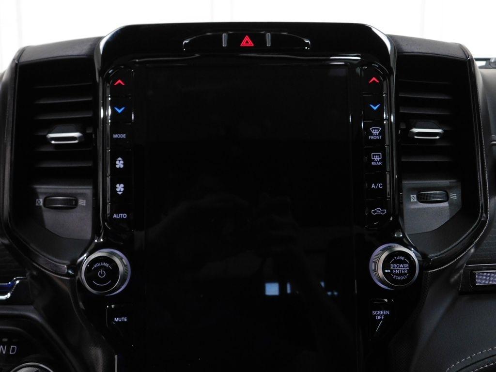 RAM 1500 Limited Crew Cab SWB 4WD 2022