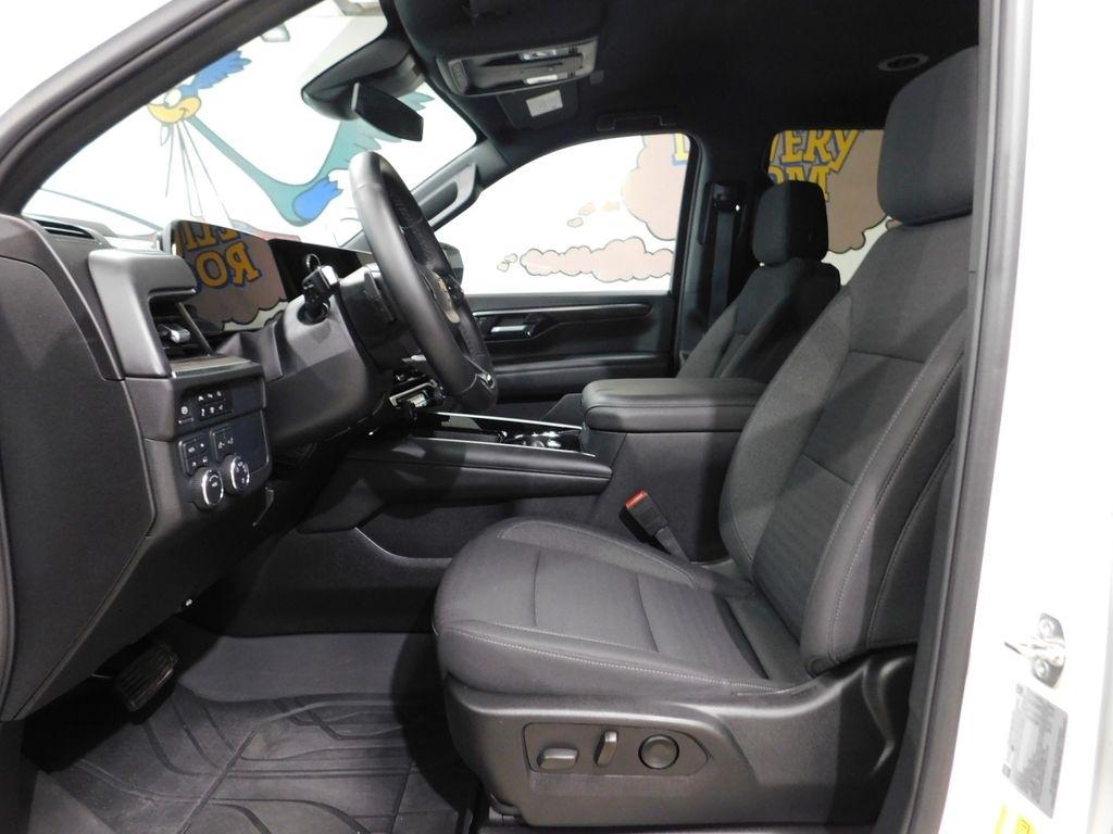 Chevrolet Tahoe LS 4WD 2025