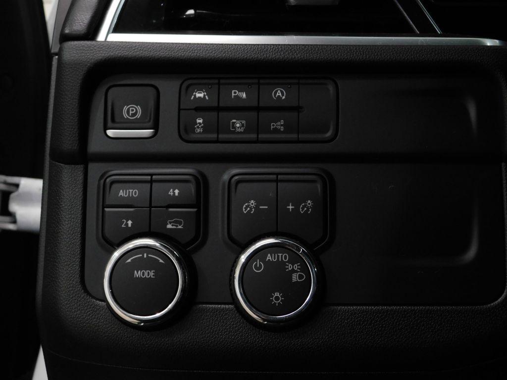 Chevrolet Tahoe LS 4WD 2025