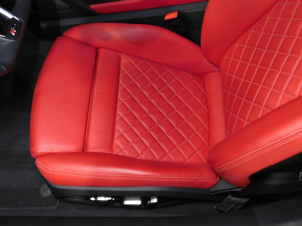 Audi R8 V10 performance quattro Coupe 2023