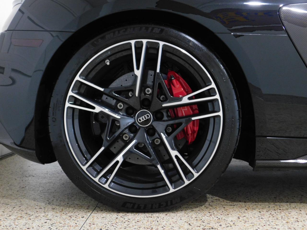 Audi R8 V10 performance quattro Coupe 2023