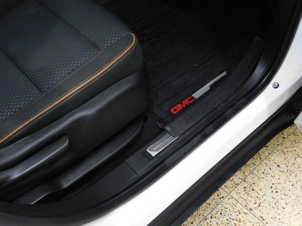 GMC Acadia SLE 2021