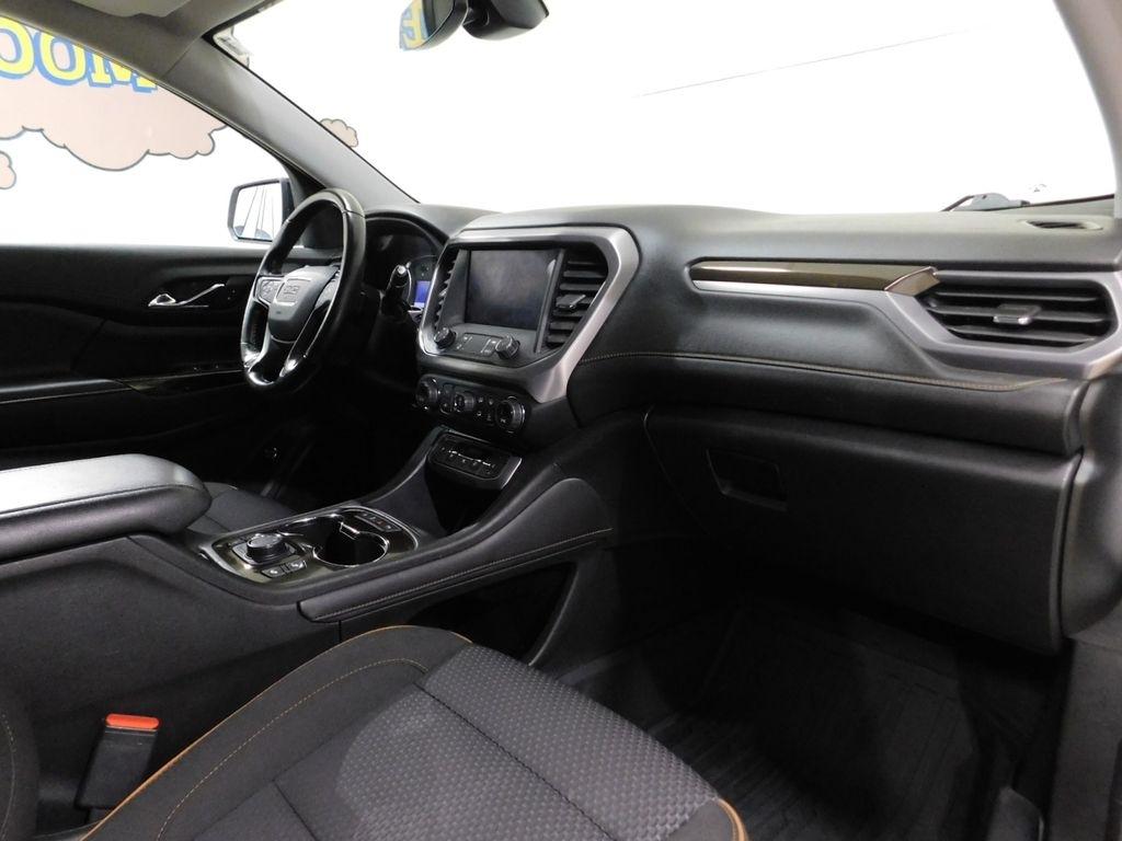 GMC Acadia SLE 2021