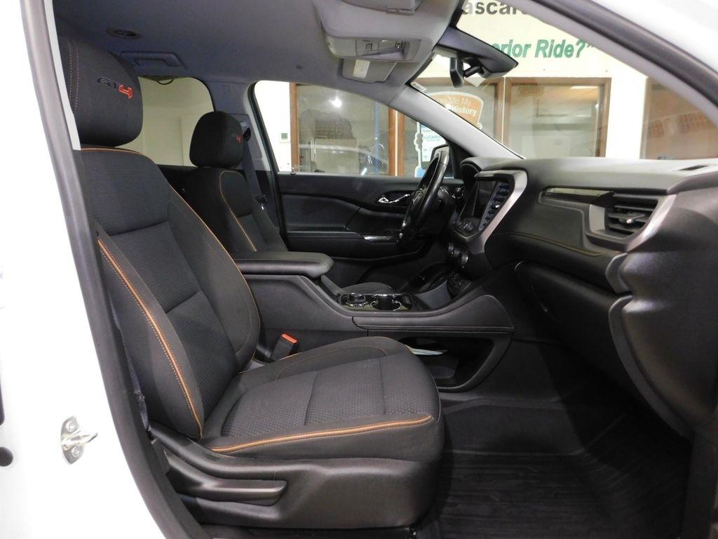 GMC Acadia SLE 2021