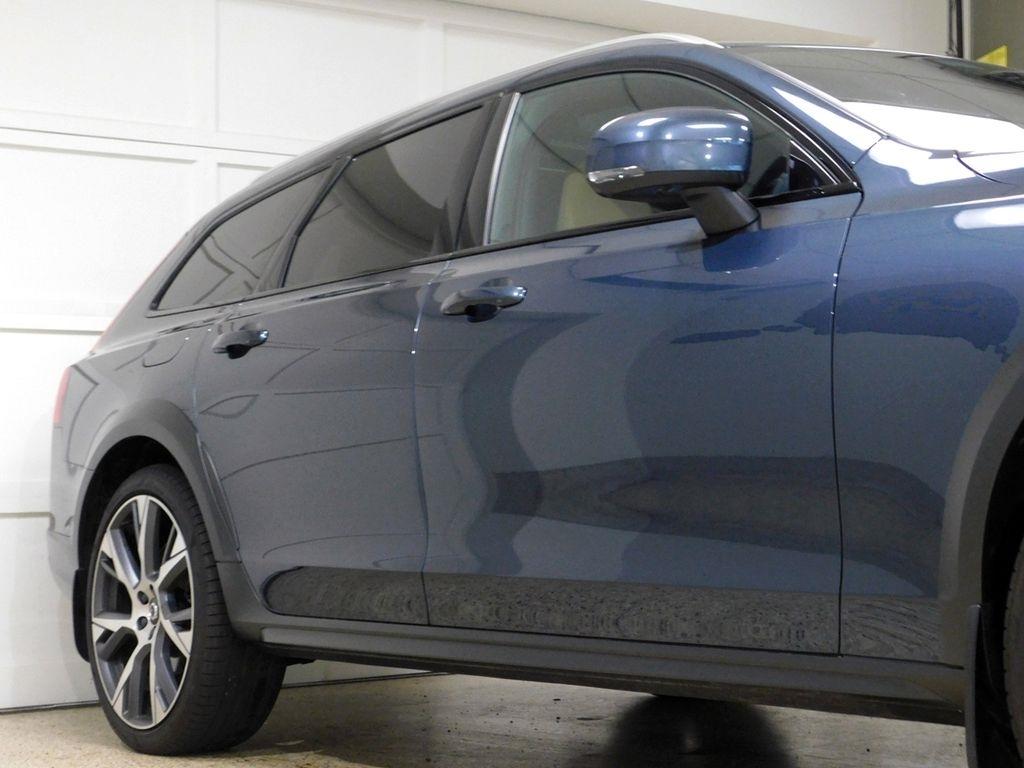 Volvo V90 Cross Country B6 Ultimate 2023