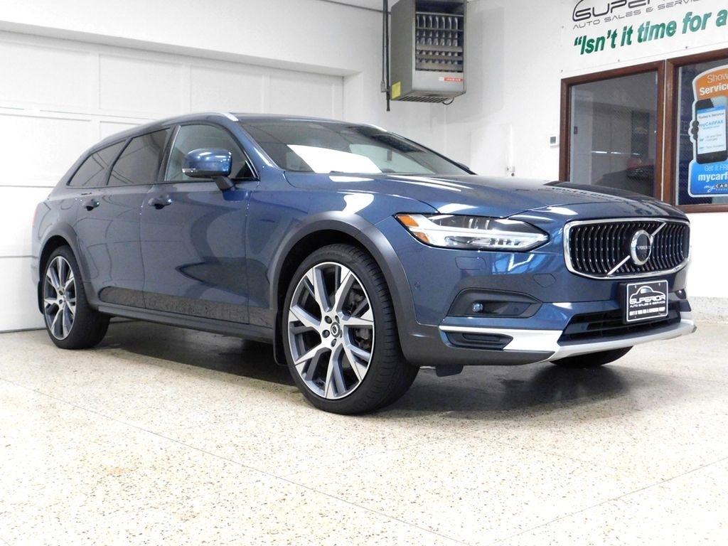 Volvo V90 Cross Country B6 Ultimate 2023