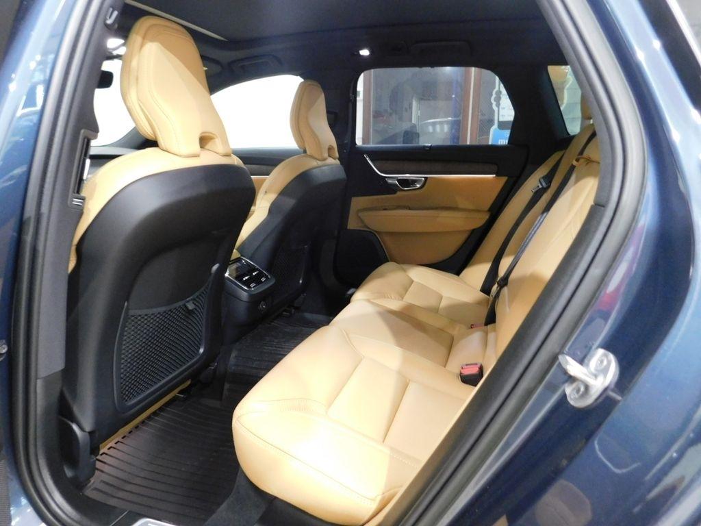 Volvo V90 Cross Country B6 Ultimate 2023