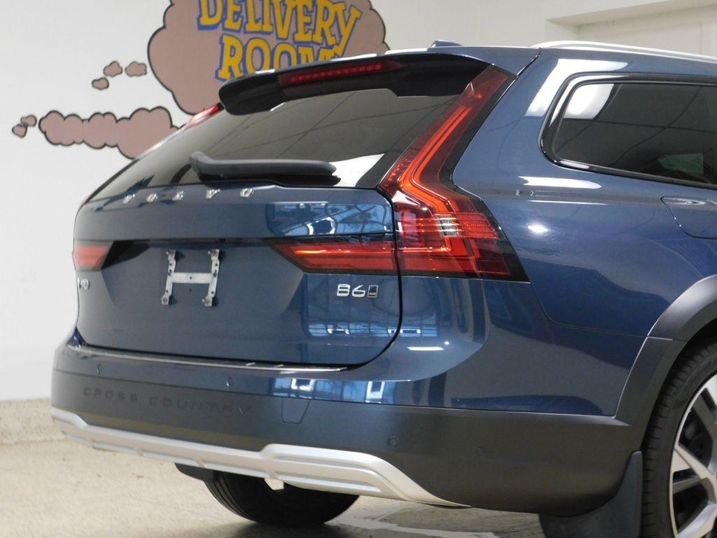 Volvo V90 Cross Country B6 Ultimate 2023