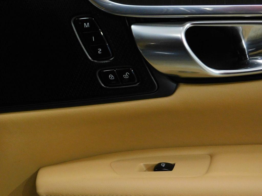Volvo V90 Cross Country B6 Ultimate 2023