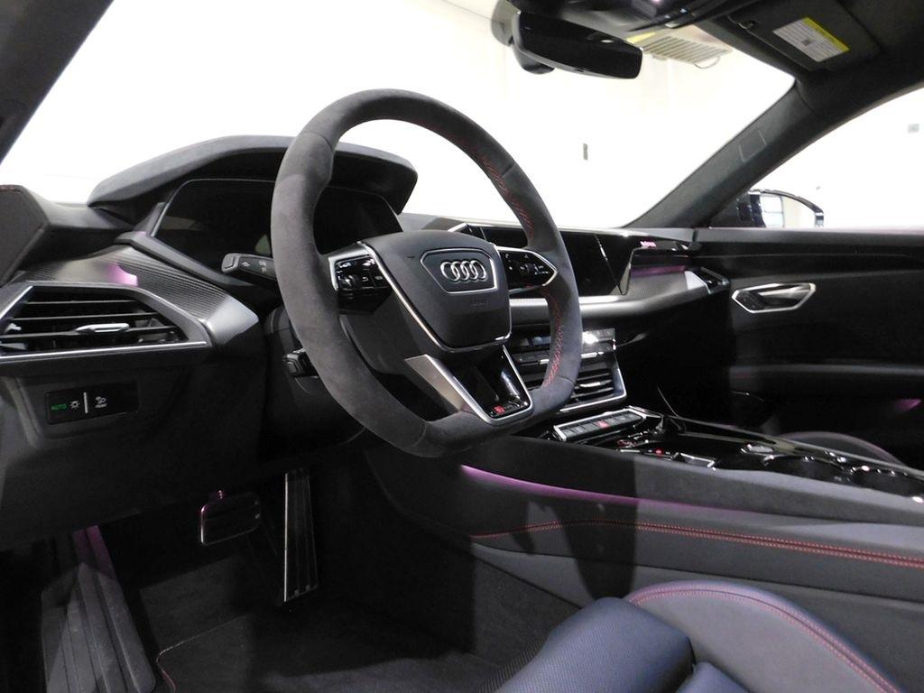 Audi RS e-tron GT quattro 2022