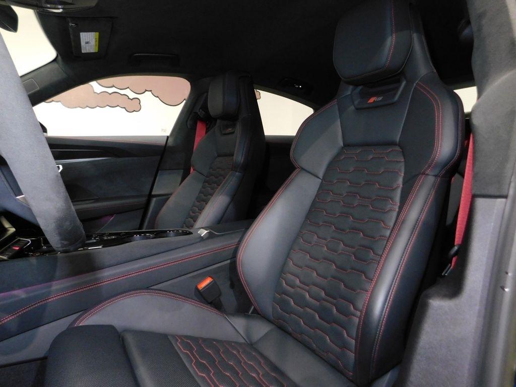 Audi RS e-tron GT quattro 2022