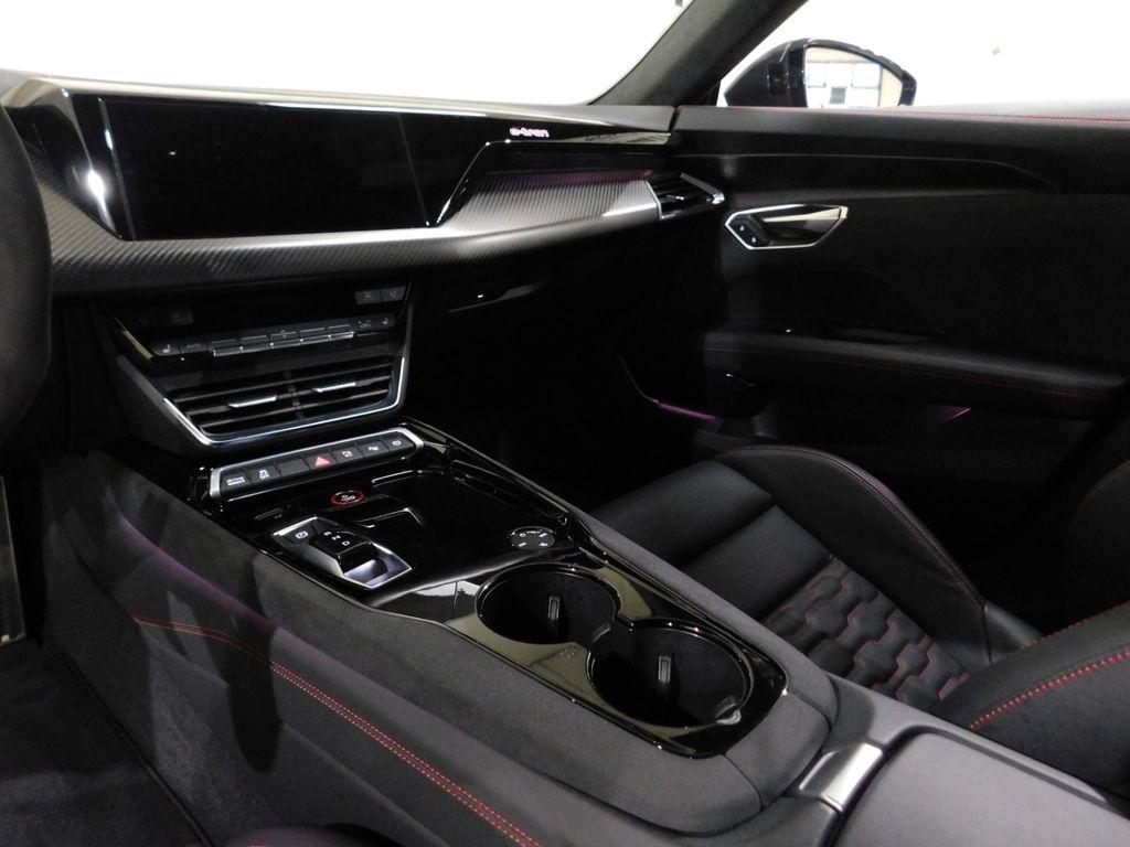 Audi RS e-tron GT quattro 2022