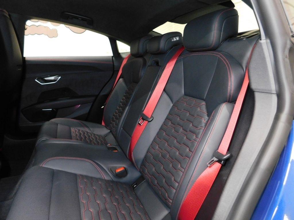 Audi RS e-tron GT quattro 2022