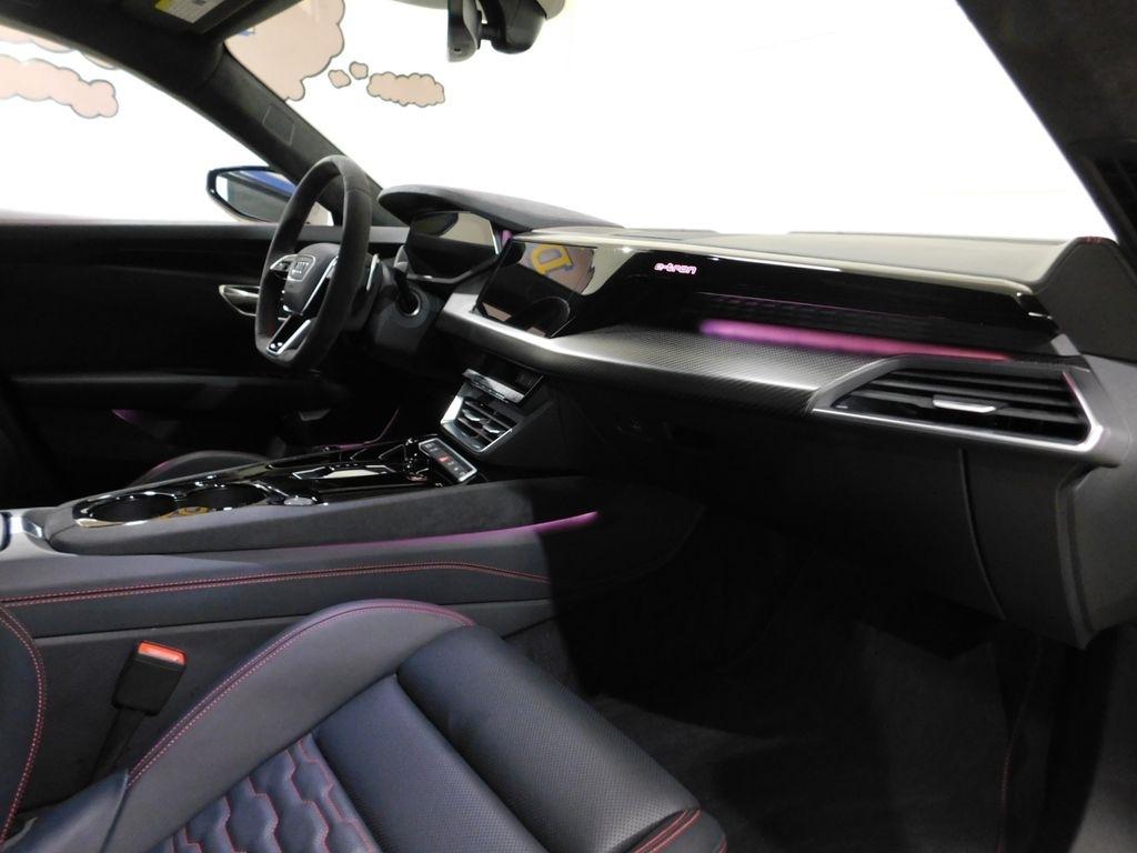 Audi RS e-tron GT quattro 2022