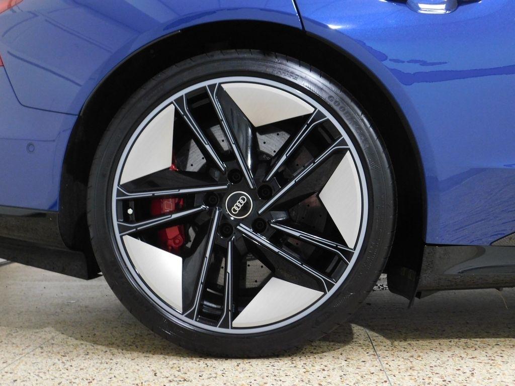 Audi RS e-tron GT quattro 2022