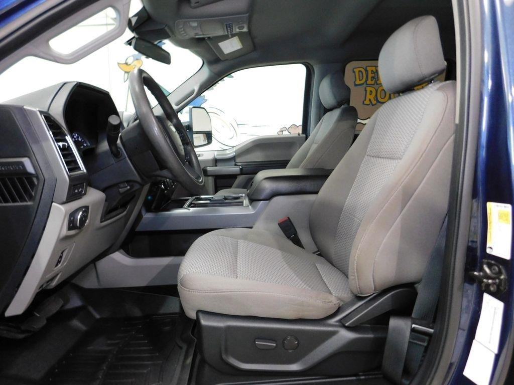 Ford F-250 SD XLT Crew Cab 4WD 2020