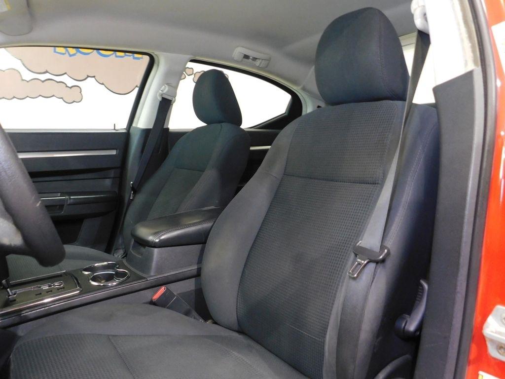 Dodge Charger 3.5L AWD 2010