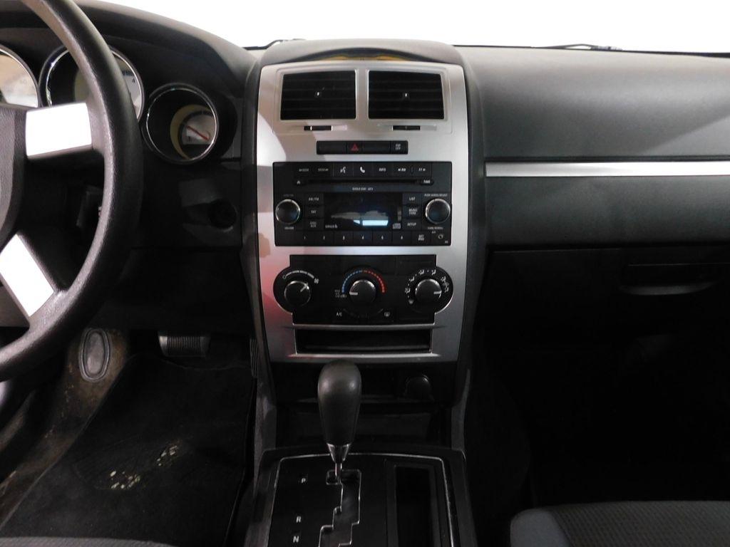 Dodge Charger 3.5L AWD 2010