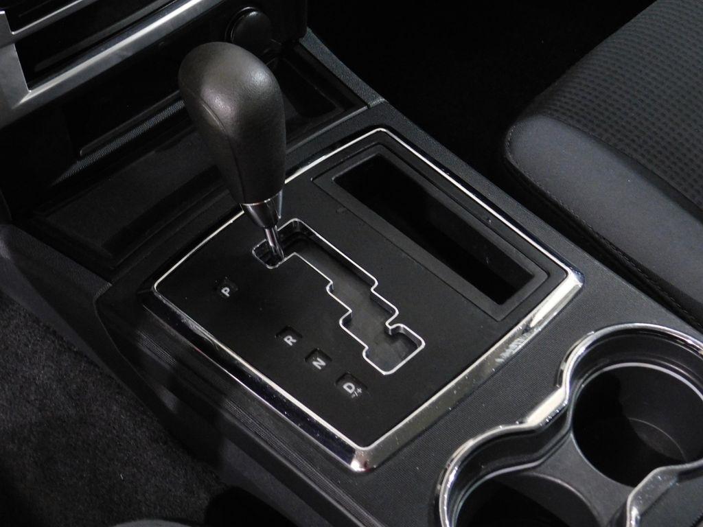 Dodge Charger 3.5L AWD 2010