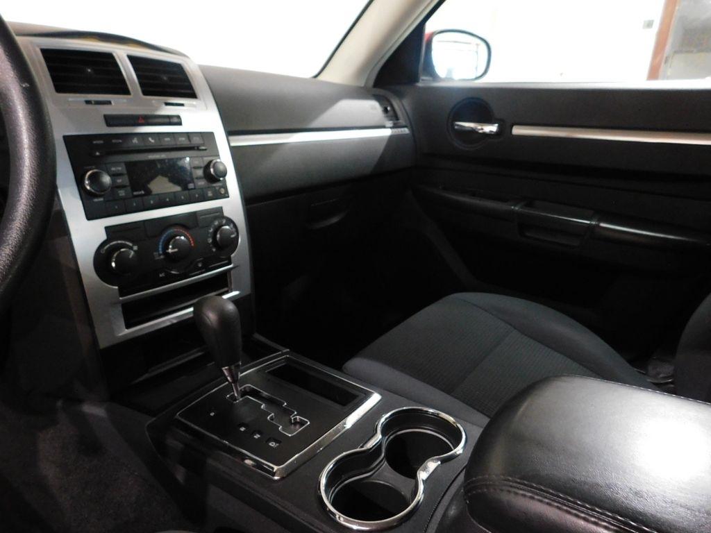 Dodge Charger 3.5L AWD 2010