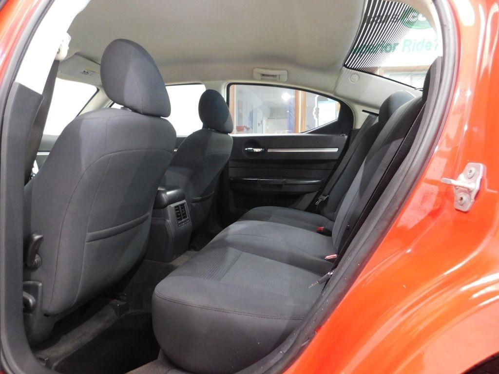 Dodge Charger 3.5L AWD 2010
