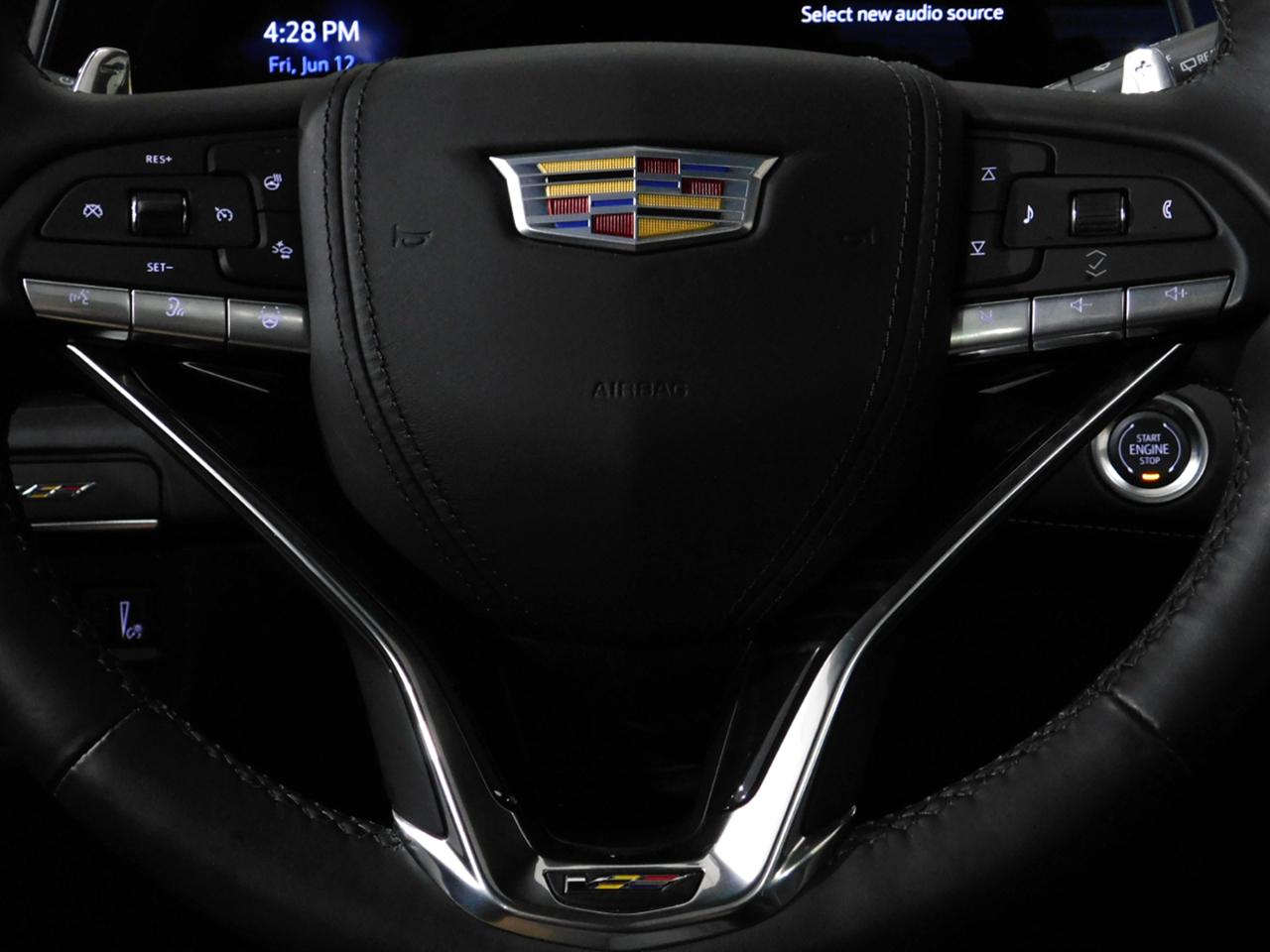 Cadillac Escalade ESV V 4WD 2024