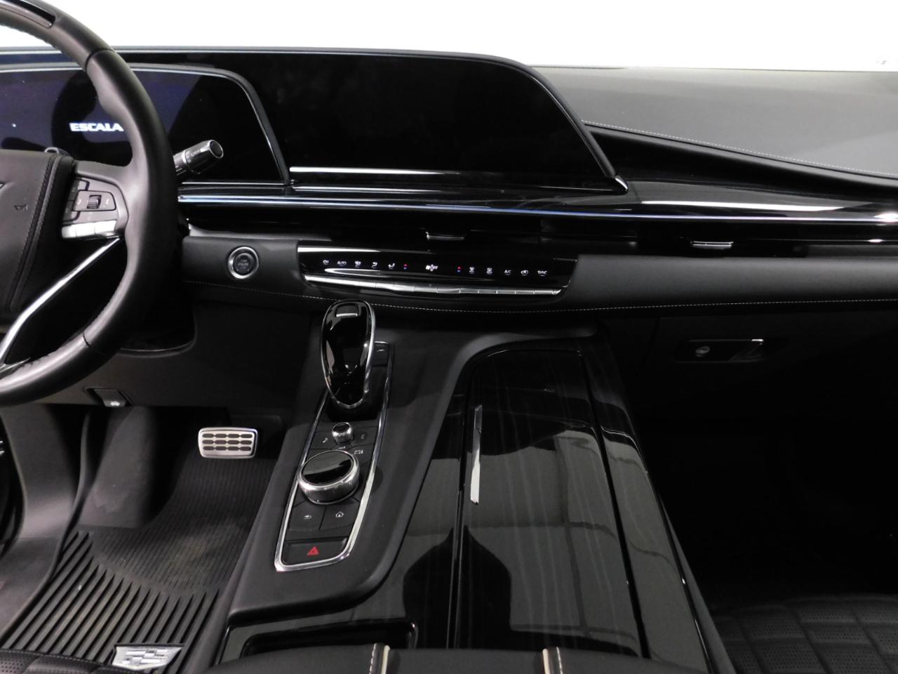 Cadillac Escalade ESV V 4WD 2024