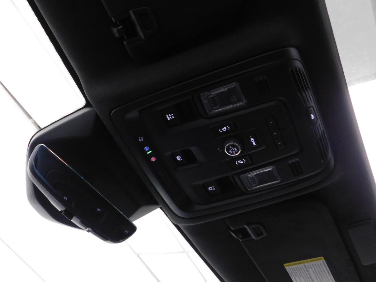 Cadillac Escalade ESV V 4WD 2024
