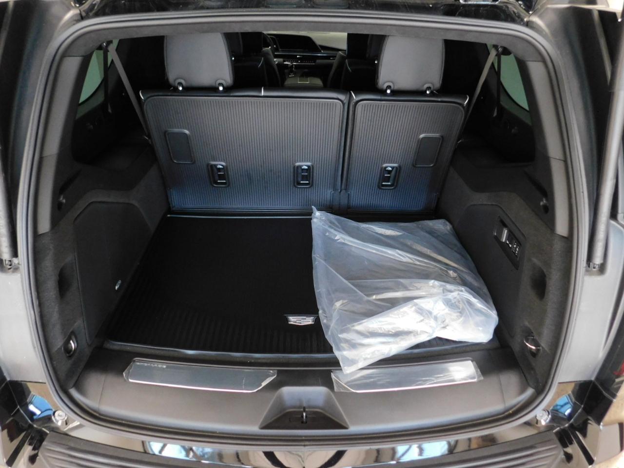 Cadillac Escalade ESV V 4WD 2024