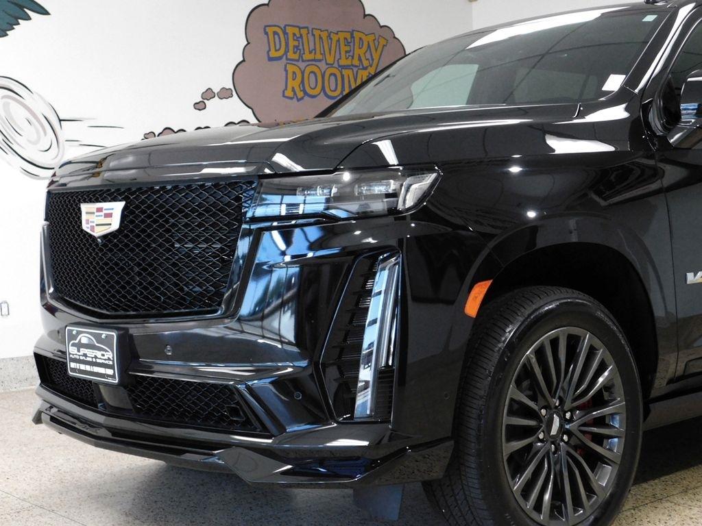 Cadillac Escalade ESV V 4WD 2024