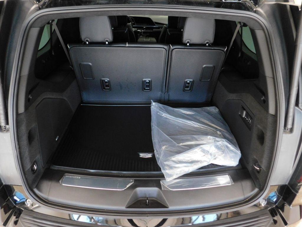 Cadillac Escalade ESV V 4WD 2024